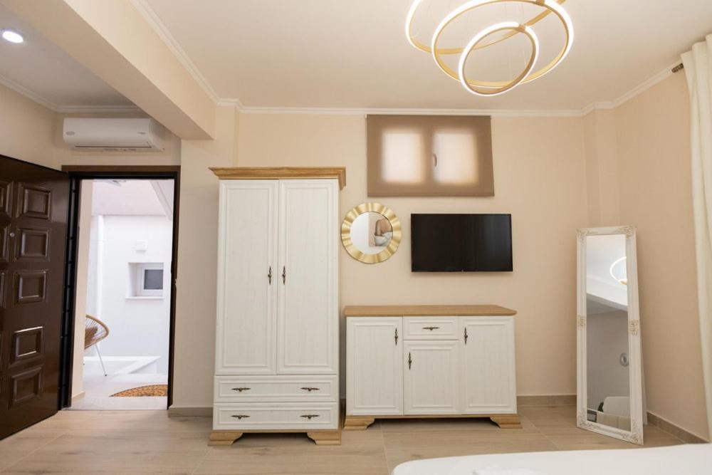 Valery Apartments Пефкохори Екстериор снимка