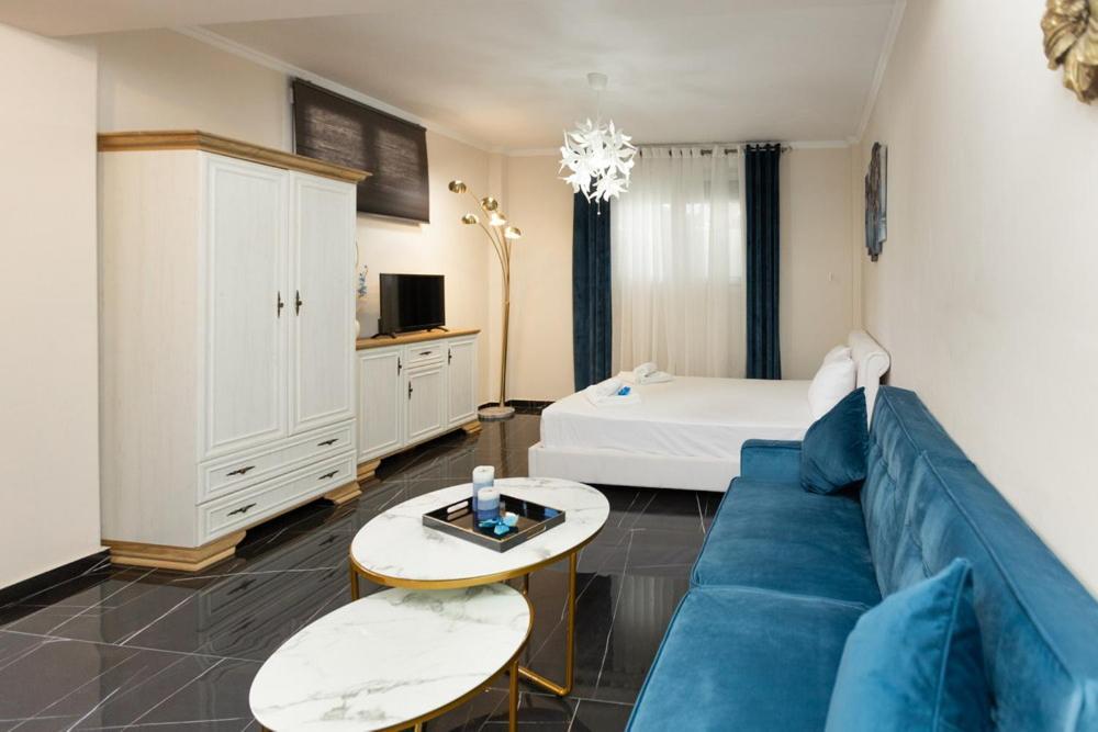 Valery Apartments Пефкохори Екстериор снимка
