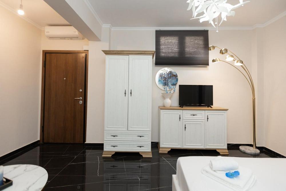 Valery Apartments Пефкохори Екстериор снимка
